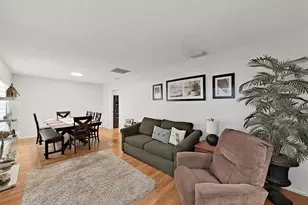 7608 Barry Rd, Tampa, FL 33615 - Photo 27