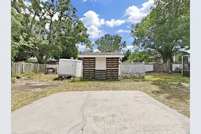 7608 Barry Road, Tampa, FL 33615 - Photo 7