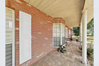 7608 Barry Road, Tampa, FL 33615 - Photo 11