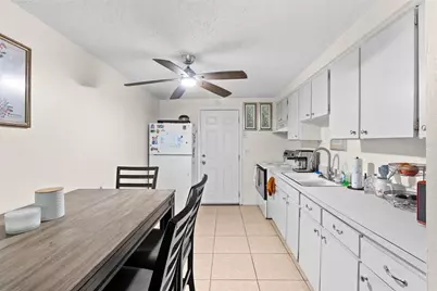 8040 47th Avenue N, Saint Petersburg, FL 33709 - Photo 17