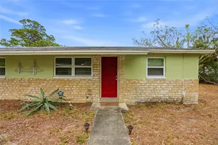 8040 47th Ave N, Saint Petersburg, FL 33709 - Photo 11