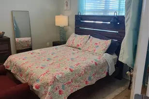 7460 Stonebrook Cir, Wesley Chapel, FL 33545 - Photo 3