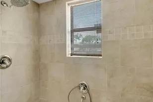 1304 W Charter St, Tampa, FL 33602 - Photo 41