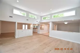 571 Luzon Ave, Tampa, FL 33606 - Photo 5