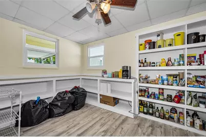 5769 Dartmouth Avenue N, Saint Petersburg, FL 33710 - Photo 11