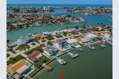 7927 11th Avenue S, Saint Petersburg, FL 33707 - Photo 1