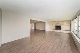 7927 11th Ave S, Saint Petersburg, FL 33707 - Photo 17