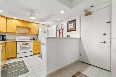 1 Key Capri #104-East, Treasure Island, FL 33706 - Photo 9