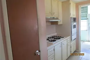 5945 21st St N, Saint Petersburg, FL 33714 - Photo 11