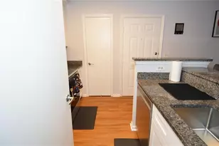 11901 4th Street N, Saint Petersburg, FL 33716 - Photo 15