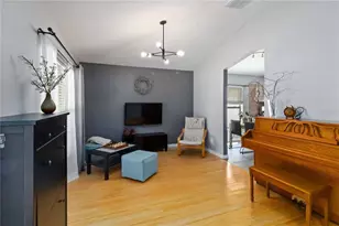 1220 Lake Highview Ln, Brandon, FL 33510 - Photo 5