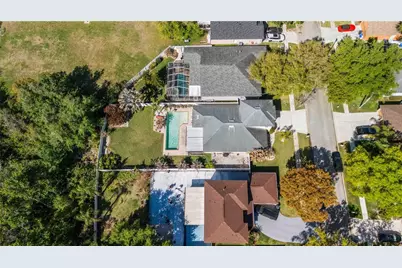 1220 Lake Highview Lane, Brandon, FL 33510 - Photo 41