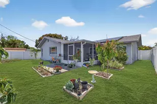 10275 113th St, Seminole, FL 33778 - Photo 23