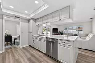 10275 113th St, Seminole, FL 33778 - Photo 5