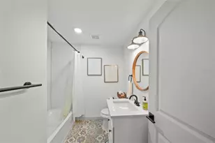 1801 E Knollwood St, Tampa, FL 33610 - Photo 13