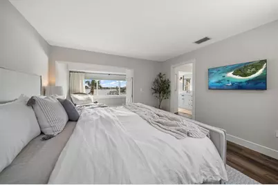 165 Marina Del Rey Court, Clearwater Beach, FL 33767 - Photo 7