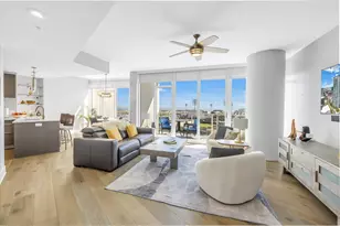 175 1st St S, Saint Petersburg, FL 33701 - Photo 5