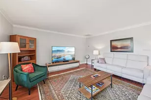 1222 Haddington Cir, Sun City Center, FL 33573 - Photo 3