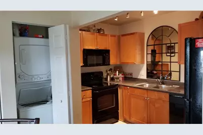 213 Seahorse Drive SE #D, Saint Petersburg, FL 33705 - Photo 7