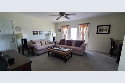 213 Seahorse Drive SE #D, Saint Petersburg, FL 33705 - Photo 5