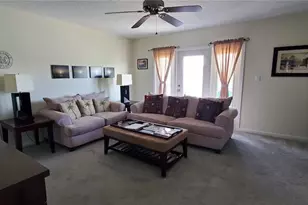 213 Sea Horse Dr SE, Saint Petersburg, FL 33705 - Photo 5