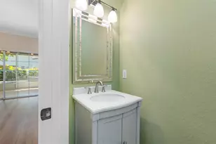 2808 W Leila Ave, Tampa, FL 33611 - Photo 21