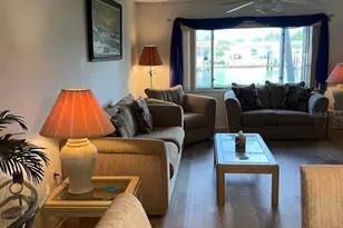 4725 Cove Cir, Saint Petersburg, FL 33708 - Photo 3