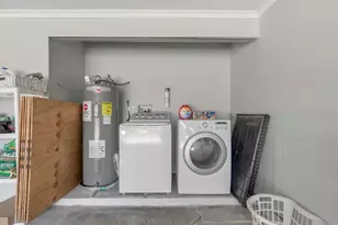 435 Lakeview Dr, Oldsmar, FL 34677 - Photo 41