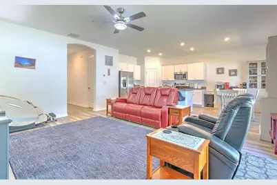 34991 Mulrion Drive, Zephyrhills, FL 33541 - Photo 15