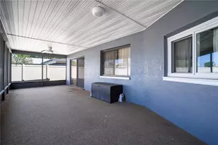 12161 100th Ave, Seminole, FL 33772 - Photo 5