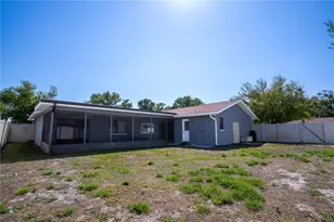 12161 100th Ave, Seminole, FL 33772 - Photo 7