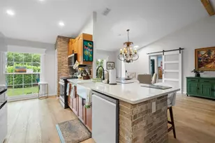 2068 Cheryl Dr, Clearwater, FL 33763 - Photo 19