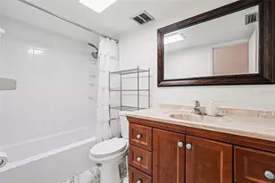 3315 Las Brisas Dr, Riverview, FL 33578 - Photo 15