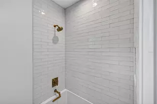 939 19th Ave N, Saint Petersburg, FL 33704 - Photo 35