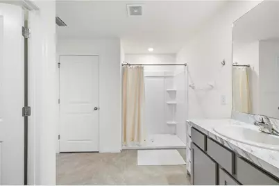 37247 Kings Crown Drive, Zephyrhills, FL 33541 - Photo 25