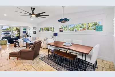 1567 Delaware Avenue NE, Saint Petersburg, FL 33703 - Photo 7