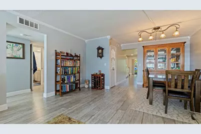 4910 Bay Street NE #310, Saint Petersburg, FL 33703 - Photo 7