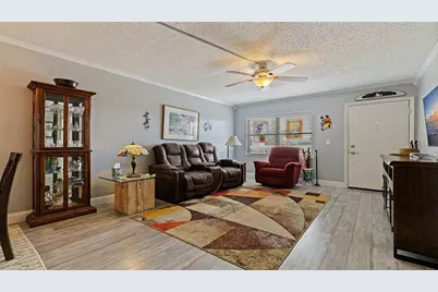 4910 Bay Street NE #310, Saint Petersburg, FL 33703 - Photo 5