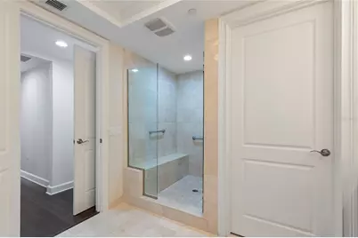 300 Beach Drive NE #302, Saint Petersburg, FL 33701 - Photo 17