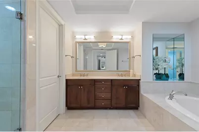 300 Beach Drive NE #302, Saint Petersburg, FL 33701 - Photo 17