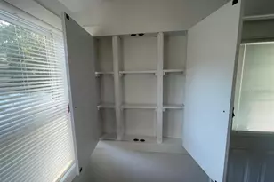 1231 Highland St N, Saint Petersburg, FL 33701 - Photo 11