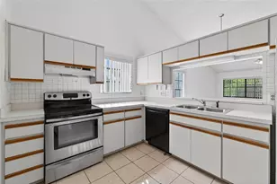 2369 Beverly Dr, Dunedin, FL 34698 - Photo 23