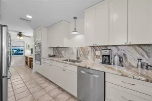 1601 43rd Street N, Saint Petersburg, FL 33713 - Photo 19