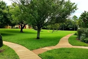 4215 La Dega Ct, Tampa, FL 33611 - Photo 15