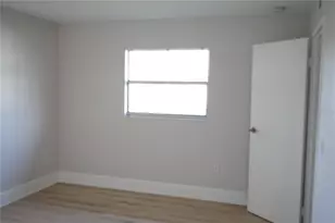 1802 Bedford Terrace, Sun City Center, FL 33573 - Photo 9