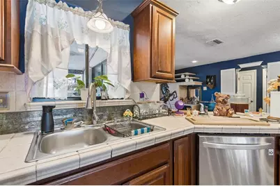 5059 Bernadette Drive, Zephyrhills, FL 33541 - Photo 19