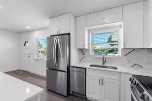 11572 63rd Ave, Seminole, FL 33772 - Photo 7