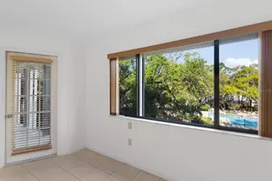 3076 Eastland Blvd, Clearwater, FL 33761 - Photo 27