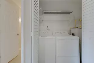 12293 Sailwinds Dr, Largo, FL 33773 - Photo 39