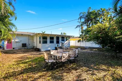 220 45th Avenue S, Saint Petersburg, FL 33705 - Photo 23